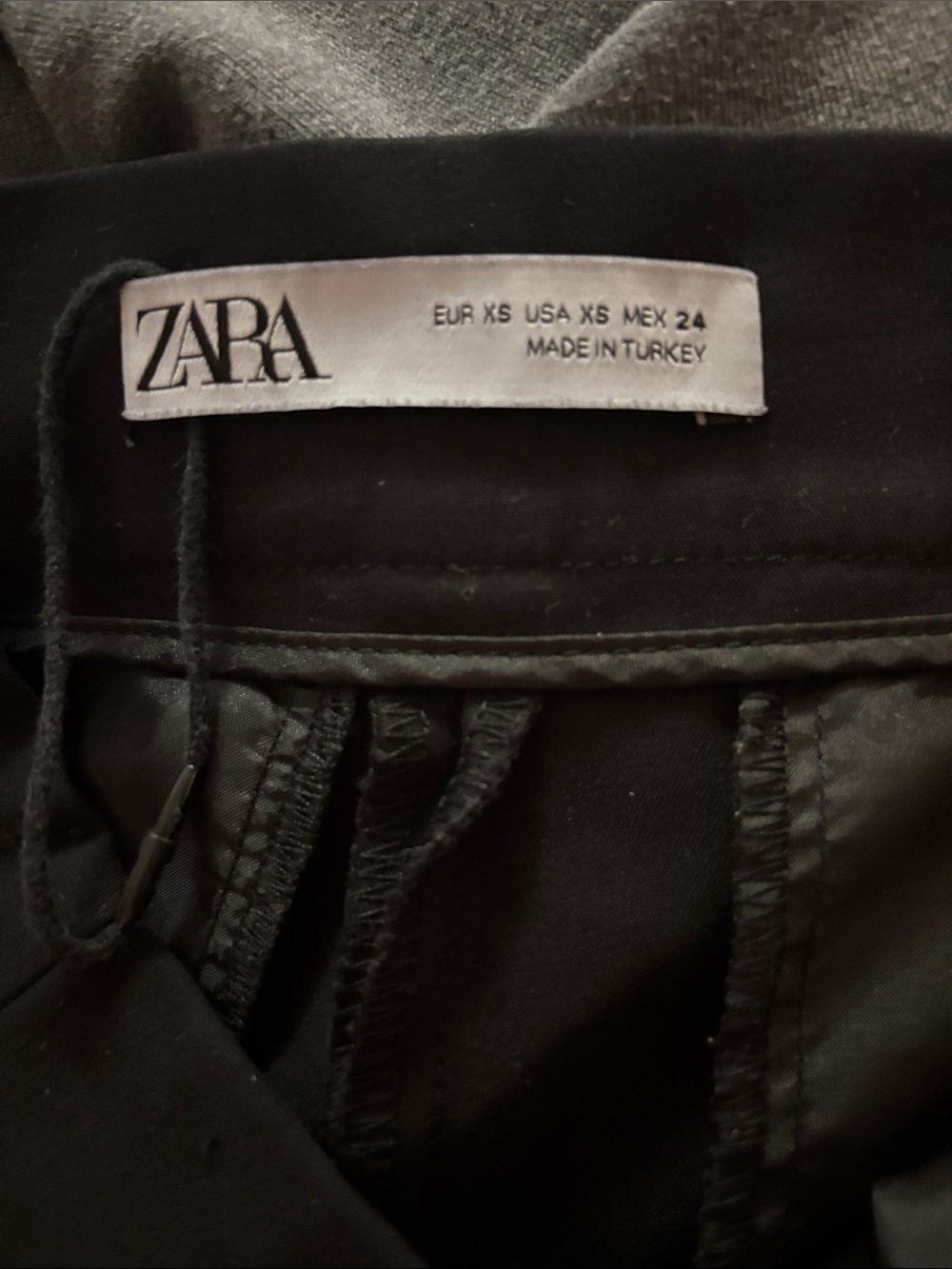 ZARA High-Waisted, Side Zipper Shorts Size 2 NWOT - Picture 7 of 7